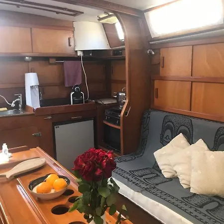 Botel Atypique Voilier L'or Du Temps - Location Exclusive *