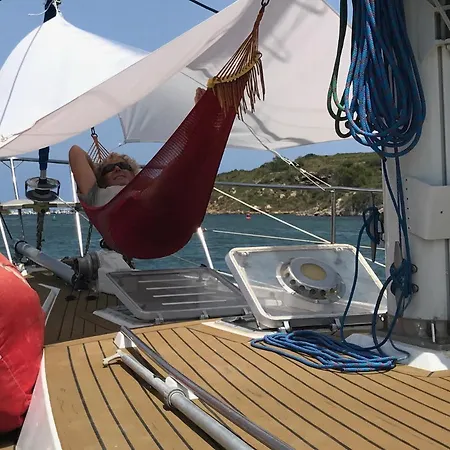 Botel Atypique Voilier L'or Du Temps - Location Exclusive *